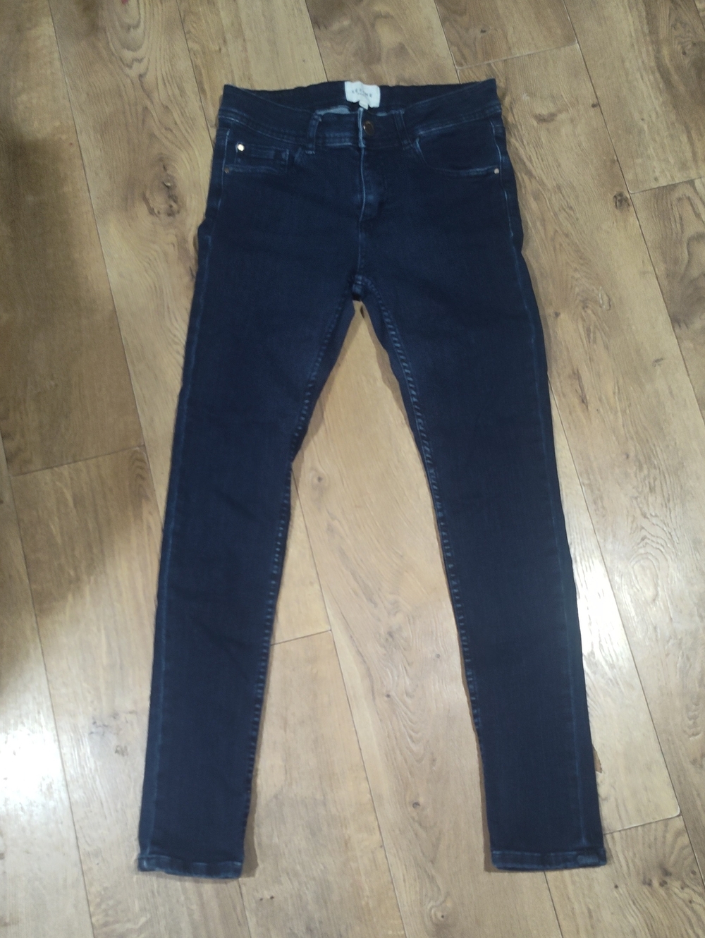 High-Rise Skinny Jeans in Dark Blue - Picture 5 of 9
